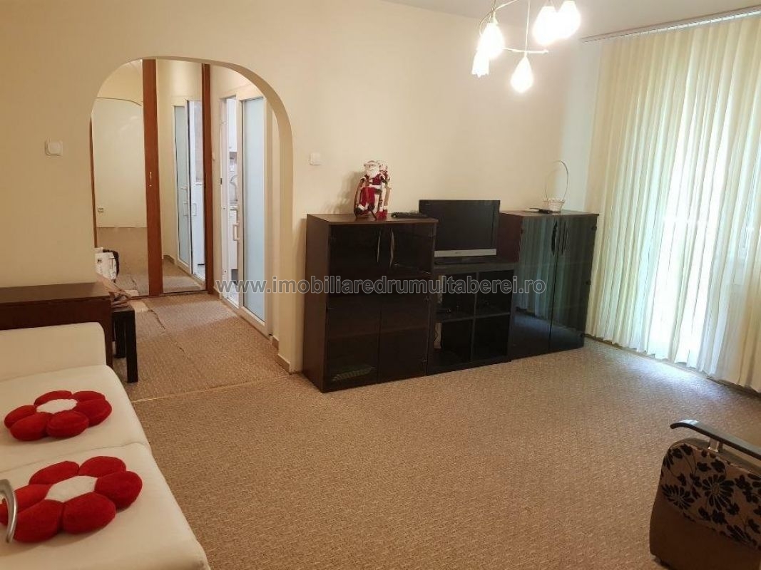 vanzare apartament 2 camere, Favorit Metrou, cf 1, etaj 3/8, semidecomandat, mobilat, bloc reabilitat,          pret 119.000 EUR